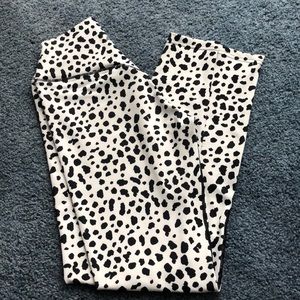 Balance Athletica Snow Leopard